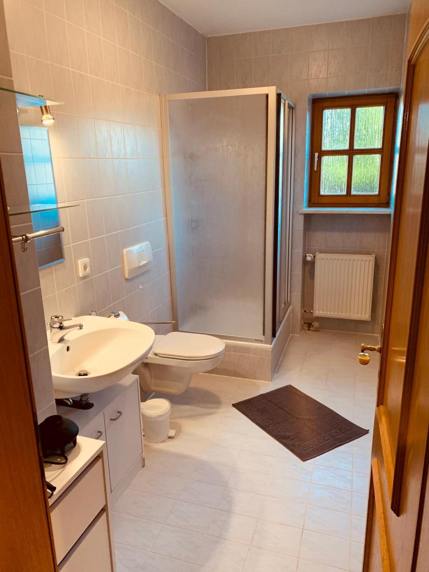 Adlerhorst, 4 Schlafzimmer, Blick In Die Alpen, Parkplatz Thyrnau Exterior foto