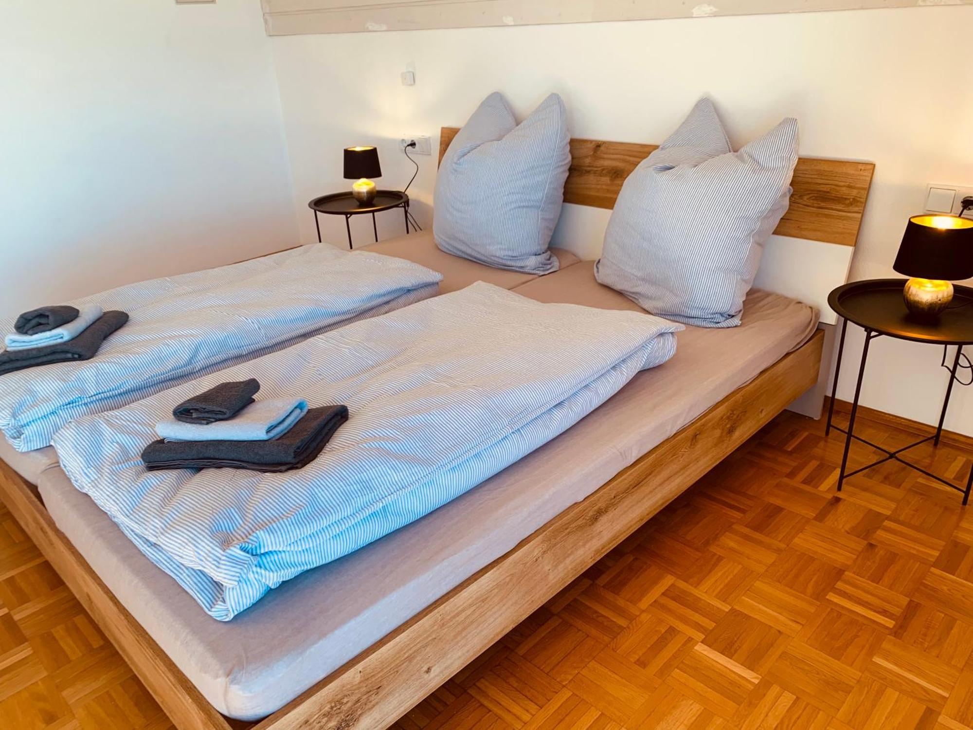Adlerhorst, 4 Schlafzimmer, Blick In Die Alpen, Parkplatz Thyrnau Exterior foto